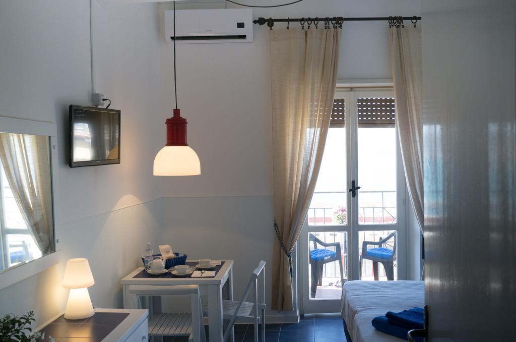 Residenza Punta Stendardo Гаета Екстер'єр фото
