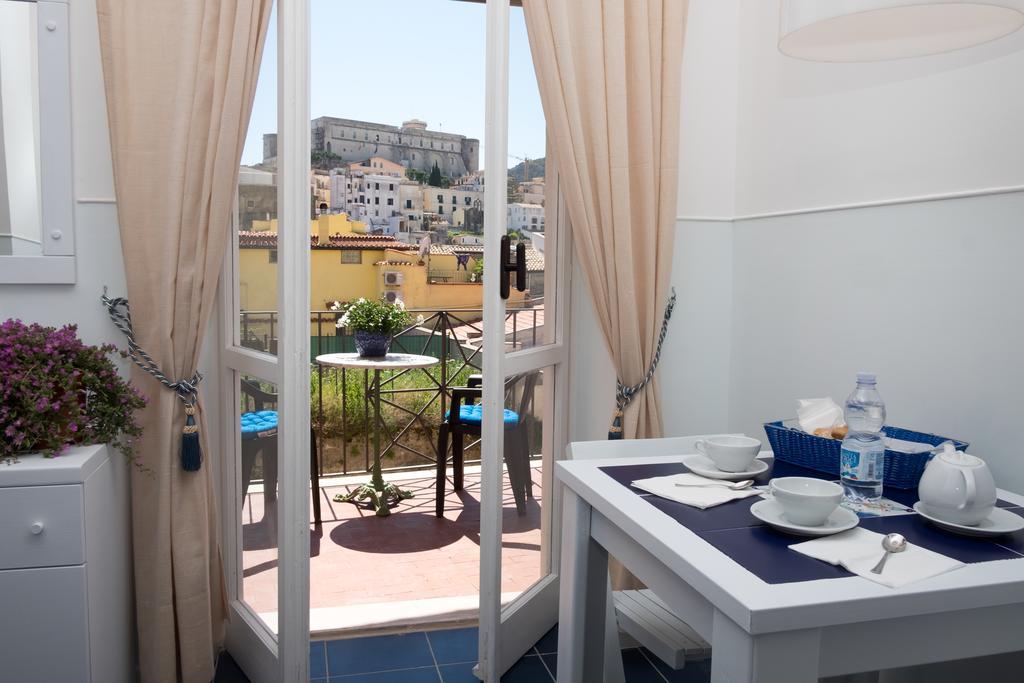 Residenza Punta Stendardo Гаета Екстер'єр фото